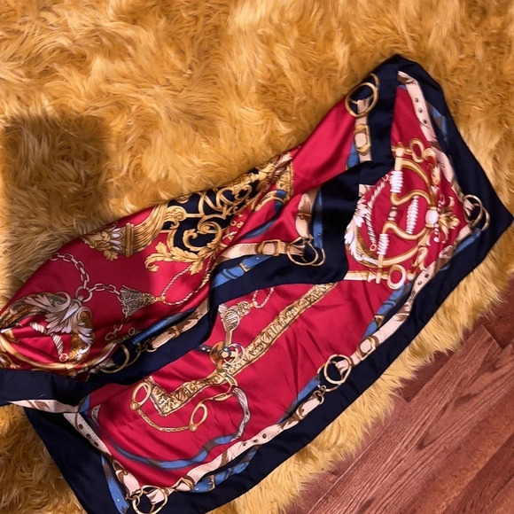 Vintage style panther print scarf - Picture 11 of 11